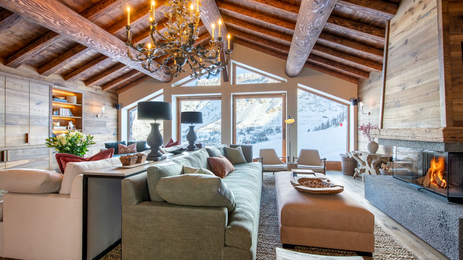 Chalet_Abade_Val_d_isere_Oxford_Ski_Lounge3.jpg