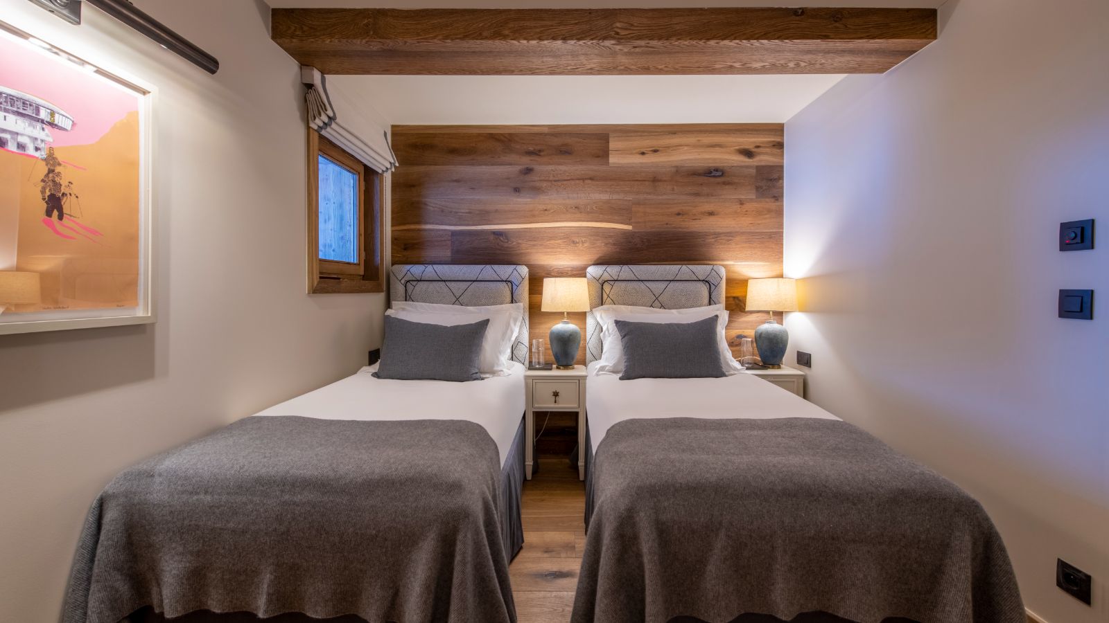 Chalet_Abade_Val_d_isere_Oxford_Ski_Bedroom7.jpg