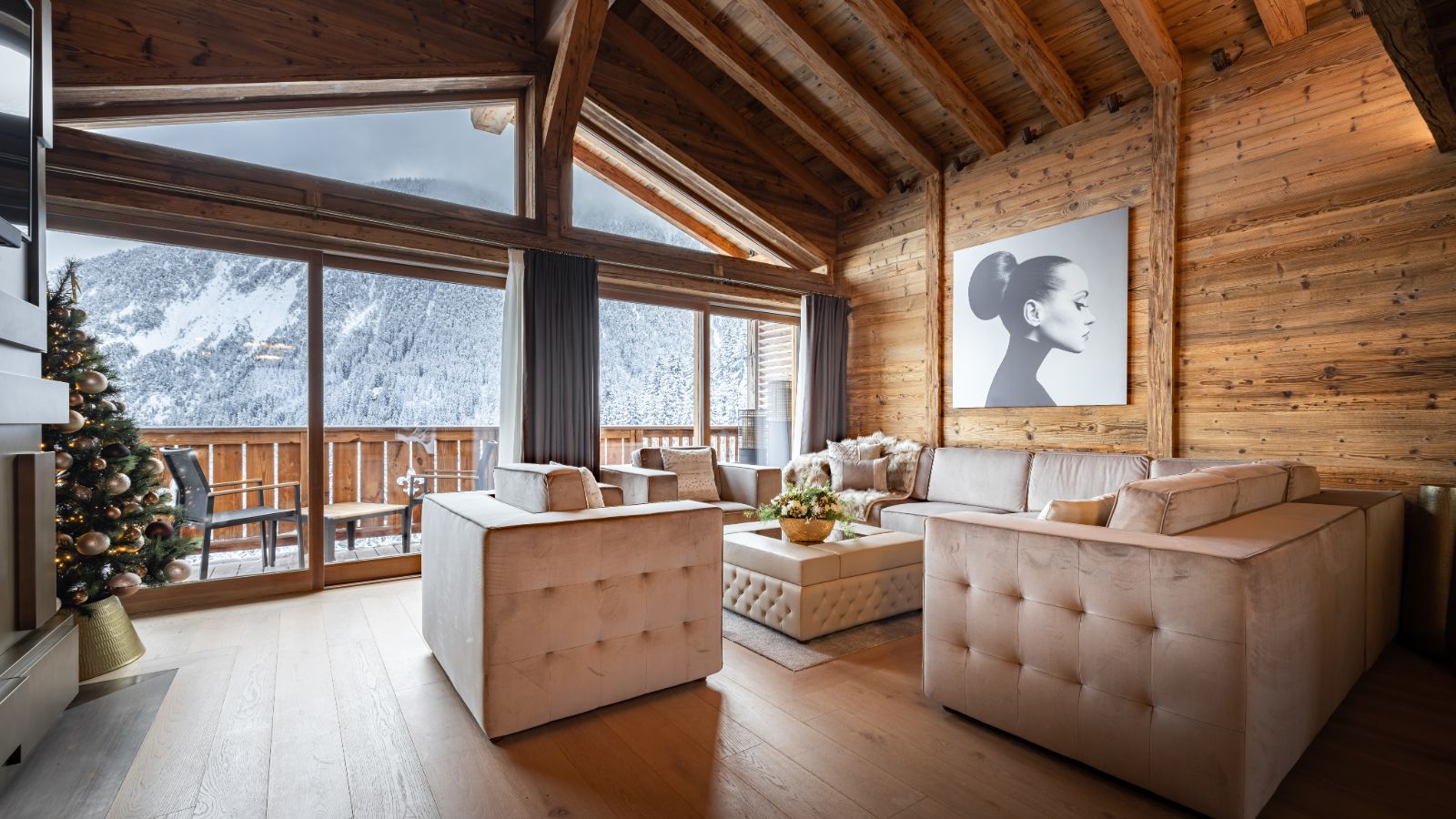 Ultima_Collection_Grand_Residence_Couchevel_1750_Oxford_Ski_Lounge_Prestige.jpg