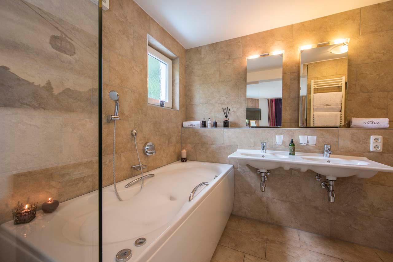 luxury-ski-chalet-st-anton-narnia-oxford-ski-company (16).jpeg