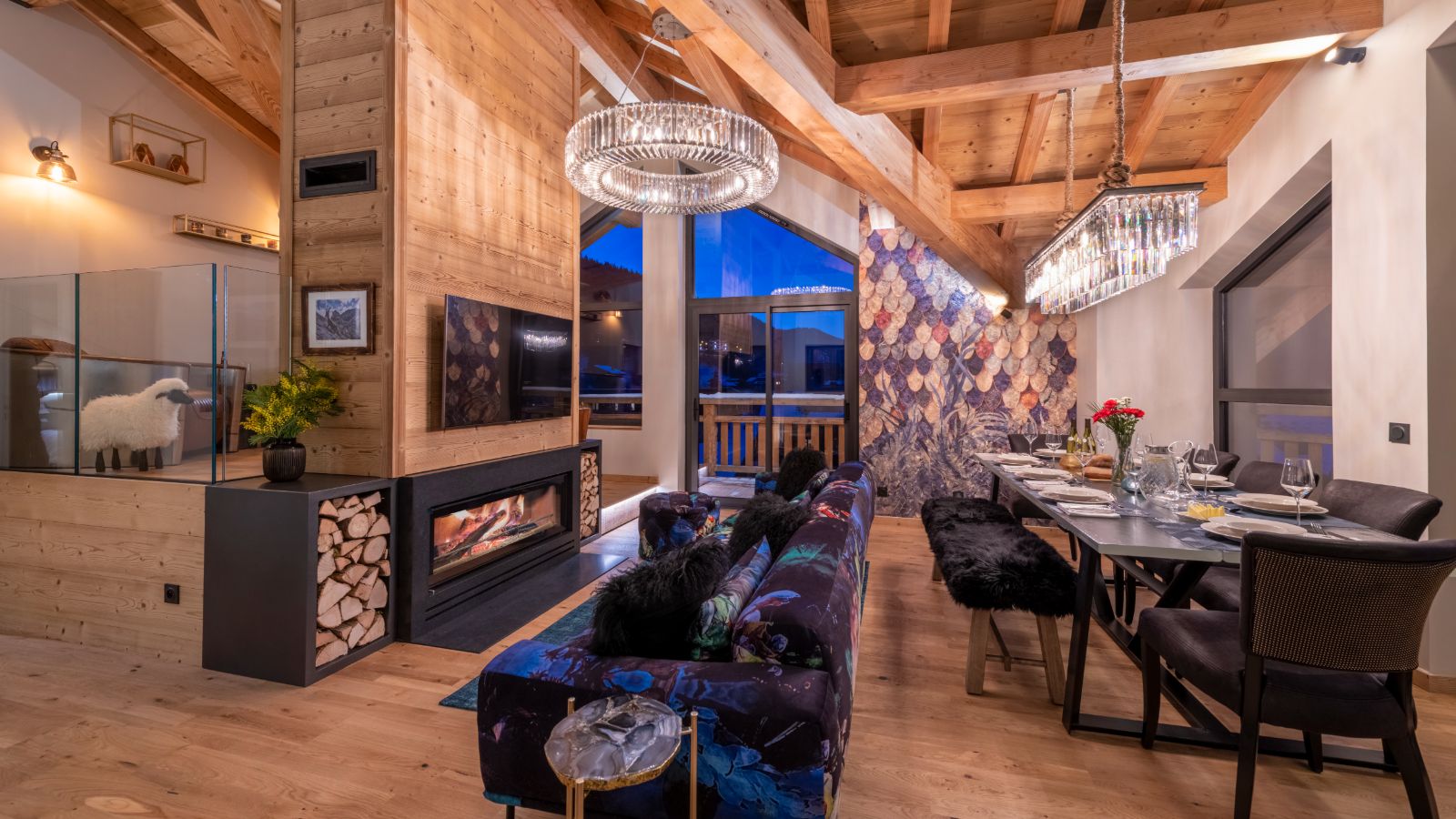Penthouse_Mathilde_Morzine_Oxford_Ski_Dining.jpg