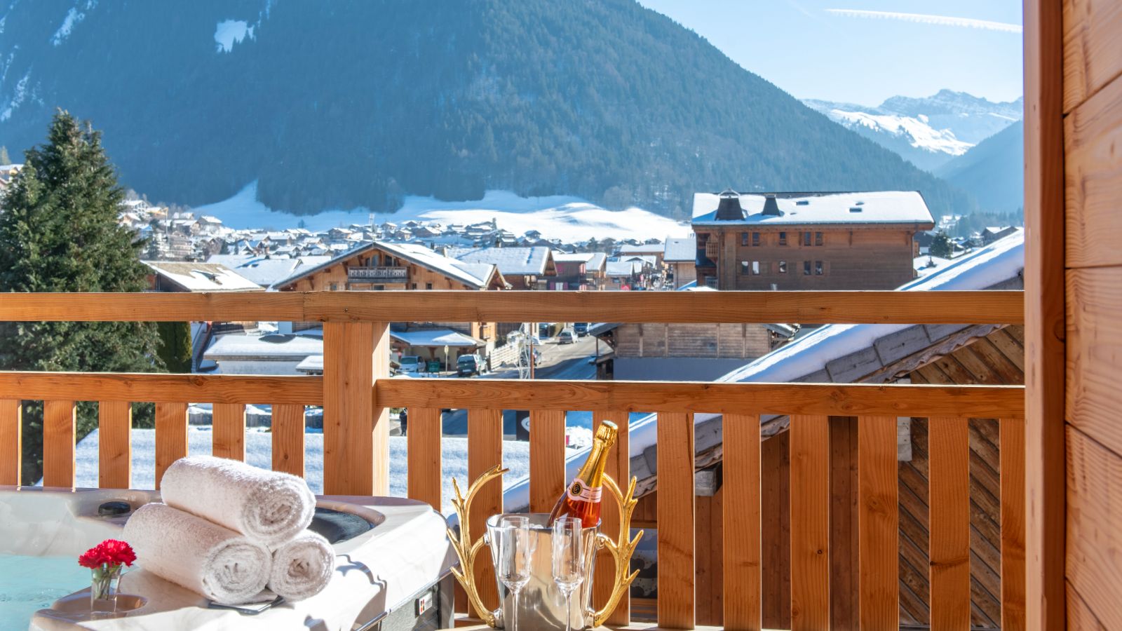 Penthouse_Mathilde_Morzine_Oxford_Ski_View.jpg