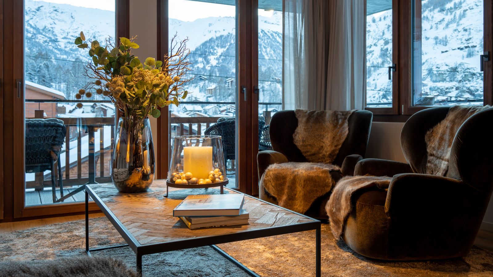 Apartment_Nabucco_Zermatt_Oxford_Ski_Sitting_Area.jpg