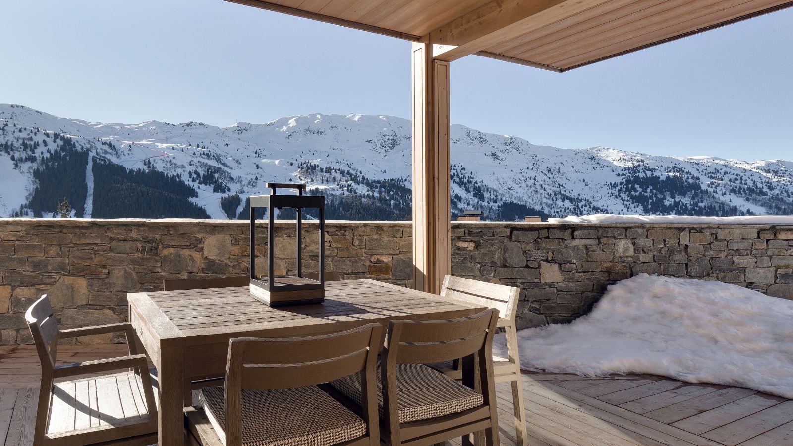 Luxury_Ski_Chalet _Meribel_Antares_Oxford_Ski_Terrace.jpg
