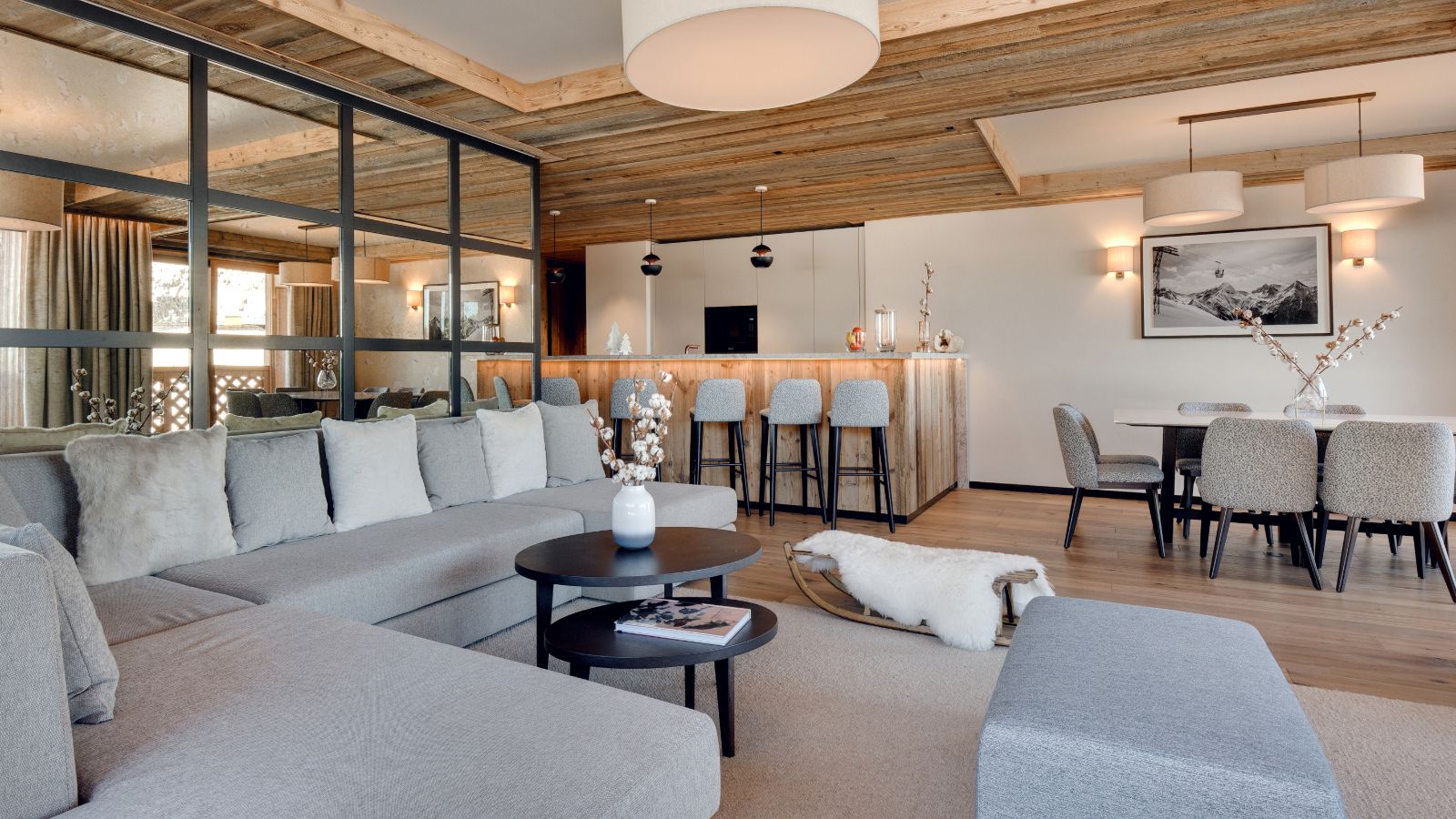 Luxury_Ski_Chalet _Meribel_Antares_Oxford_Ski_Lounge.jpg