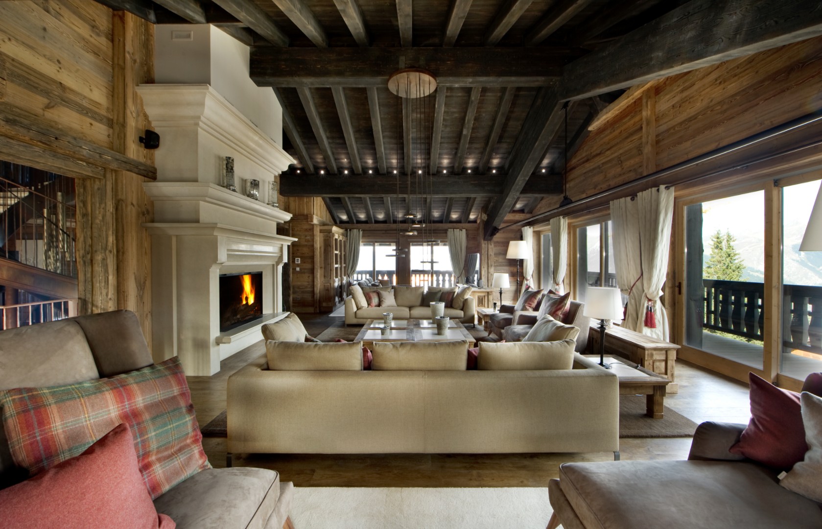 luxury-ski-chalets-courchevel-1850-oxford-ski-company-edelweiss (15).jpg