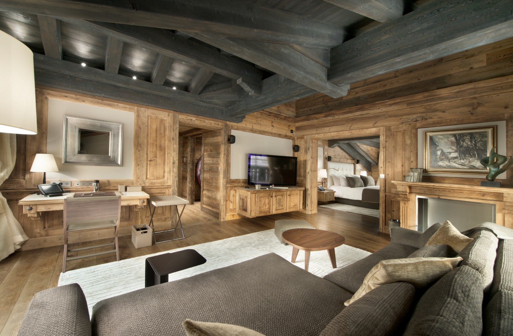 luxury-ski-chalets-courchevel-1850-oxford-ski-company-edelweiss (19).jpg