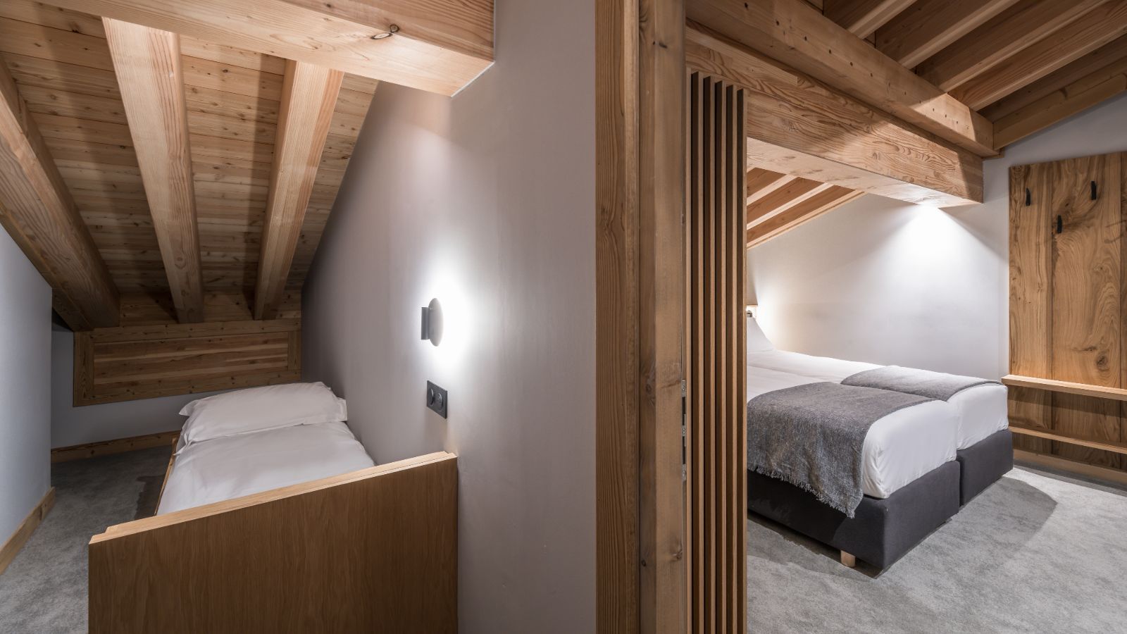 Luxury-Ski-Chalet-Les-Arcs-Penthouse-Umka-Oxford-Ski-Bunkroom.jpg