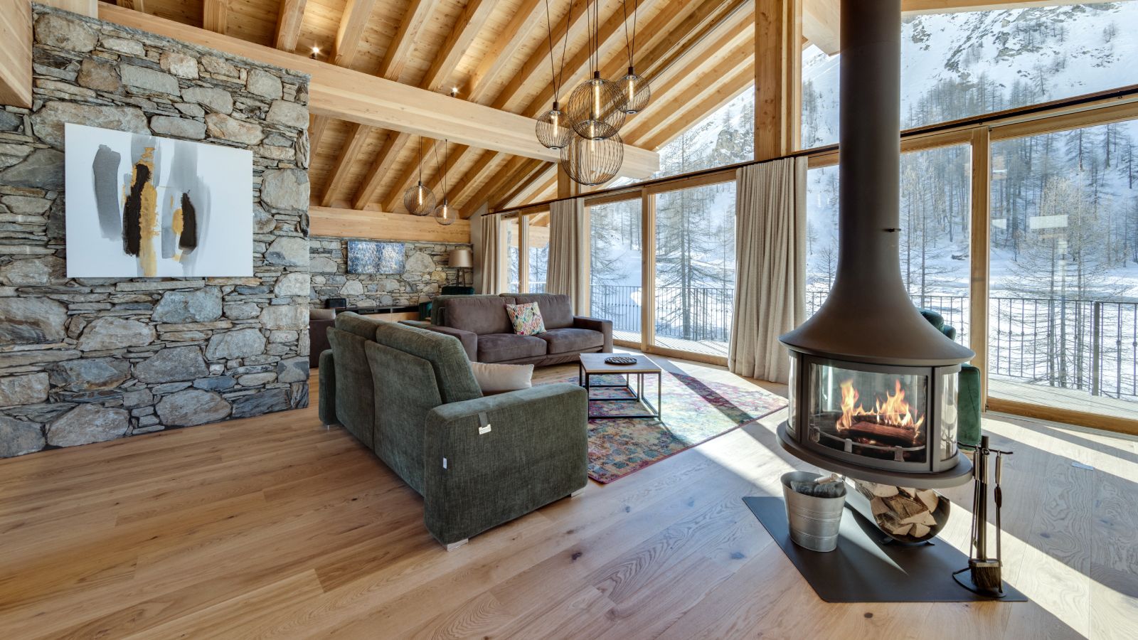 Luxury-Ski-Chalet-Val-D-Isere-Bellevarde-No8-Oxford-Ski-Lounge (5).jpg