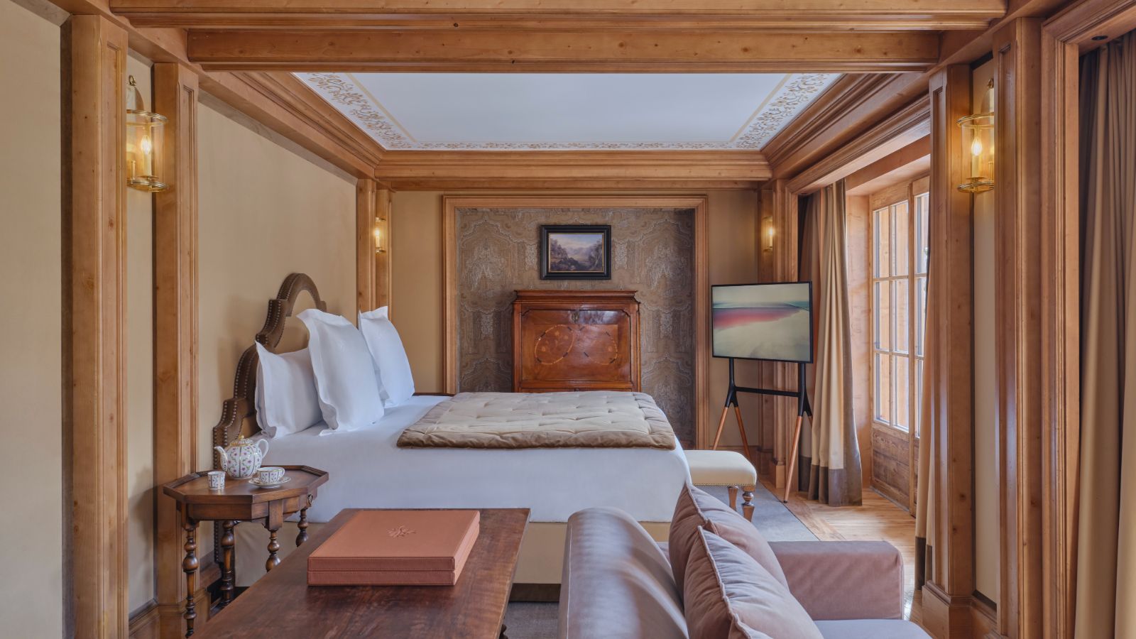 Luxury-ski-Chalet-Courchevel-1850-Chalet des Airelles-Chalet-1946-Oxford-Ski-Bedroom2.jpg