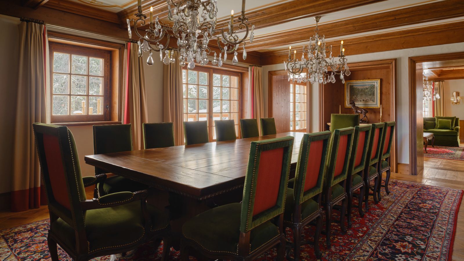 Luxury-ski-Chalet-Courchevel-1850-Chalet des Airelles-Chalet-1946-Oxford-Ski-Dining.jpg