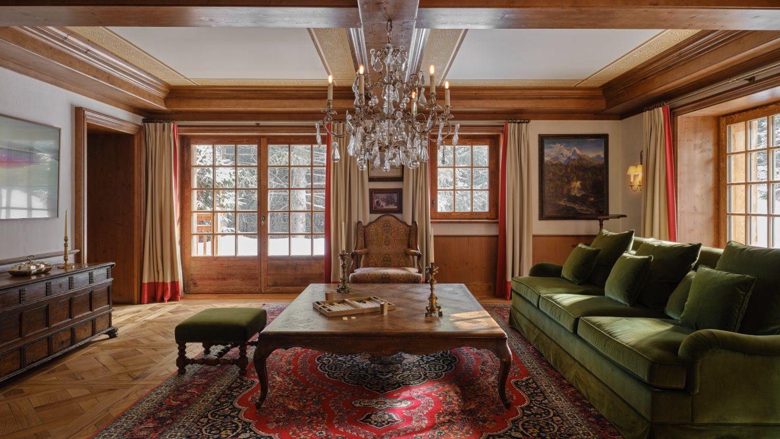 Luxury-ski-Chalet-Courchevel-1850-Chalet des Airelles-Chalet-1946-Oxford-Ski-Lounge2.jpg