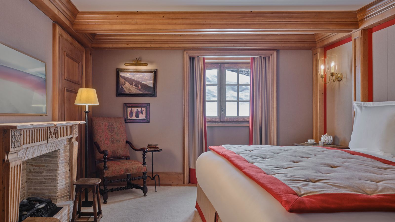 Luxury-ski-Chalet-Courchevel-1850-Chalet des Airelles-Chalet-1946-Oxford-Ski-Bedroom 3.jpg