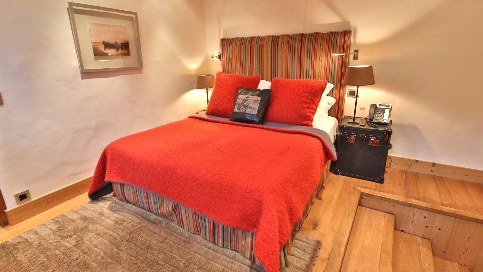 Luxury-Ski-Chalet-Megeve-Chalet-Bouvier-Oxford-Ski-Bedroom (1).JPG