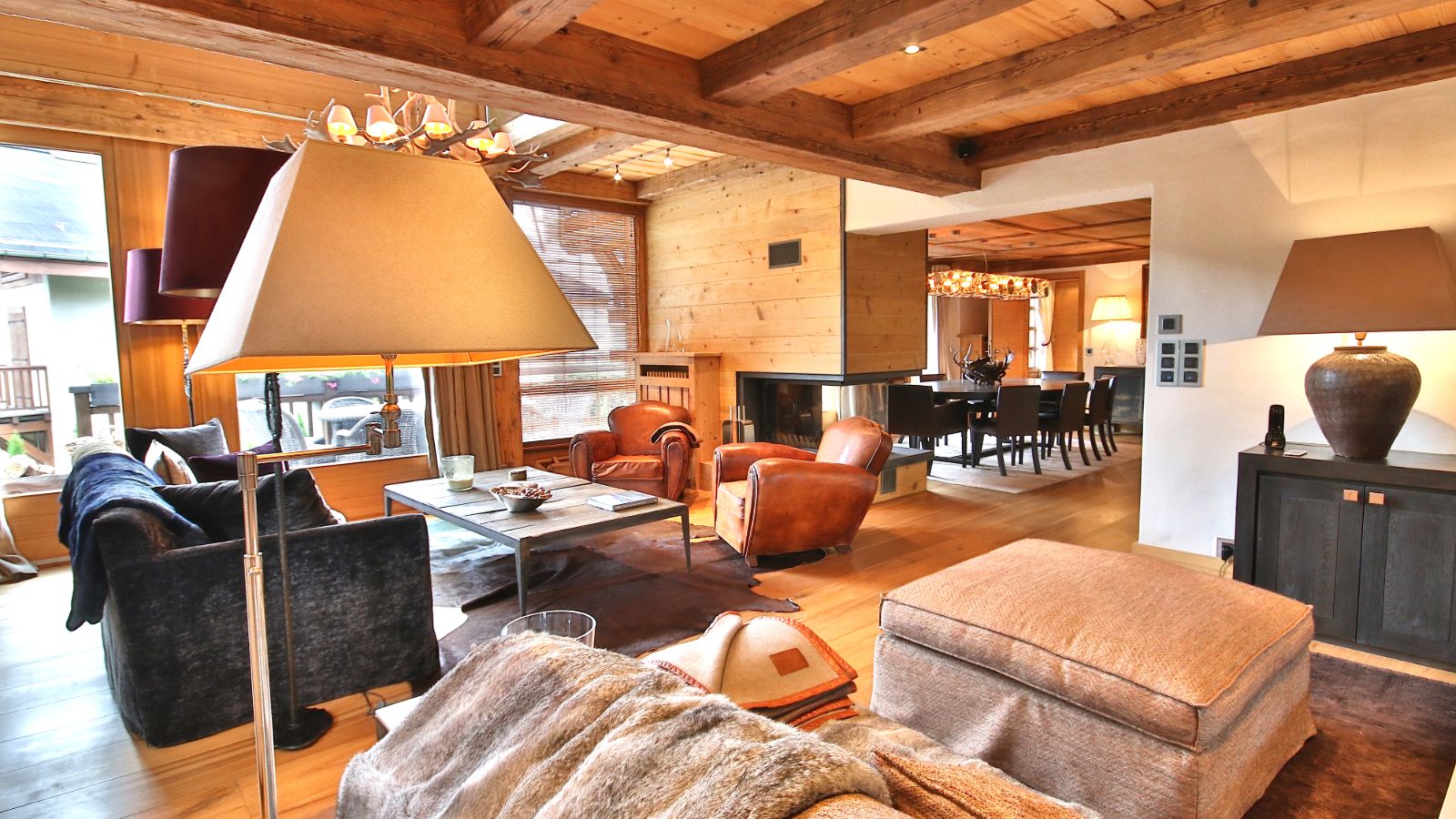 Luxury-Ski-Chalet-Megeve-Chalet-Bouvier-Oxford-Ski-Bedroom (15).JPG