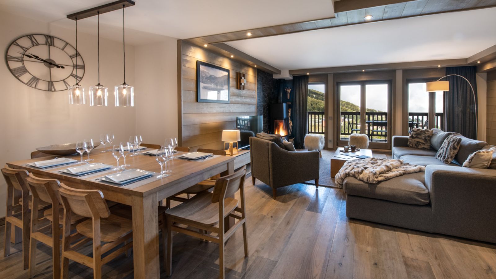 Luxury-ski-Chalet-Courchevel-1650-Keystone-Lodge-Oxford-Ski-open-plan-dining.jpg