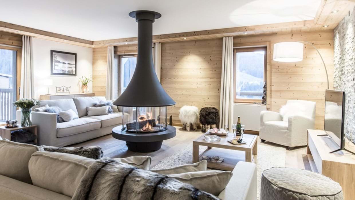Luxury-Ski-Chalet-Courchevel-1650-Whistler-Lodge-Oxford-Ski-lounge2.jpg