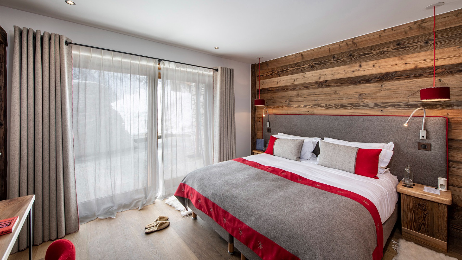 luxury-ski-chalet-val-disere-machapuchare-oxford-ski-company (21).jpg