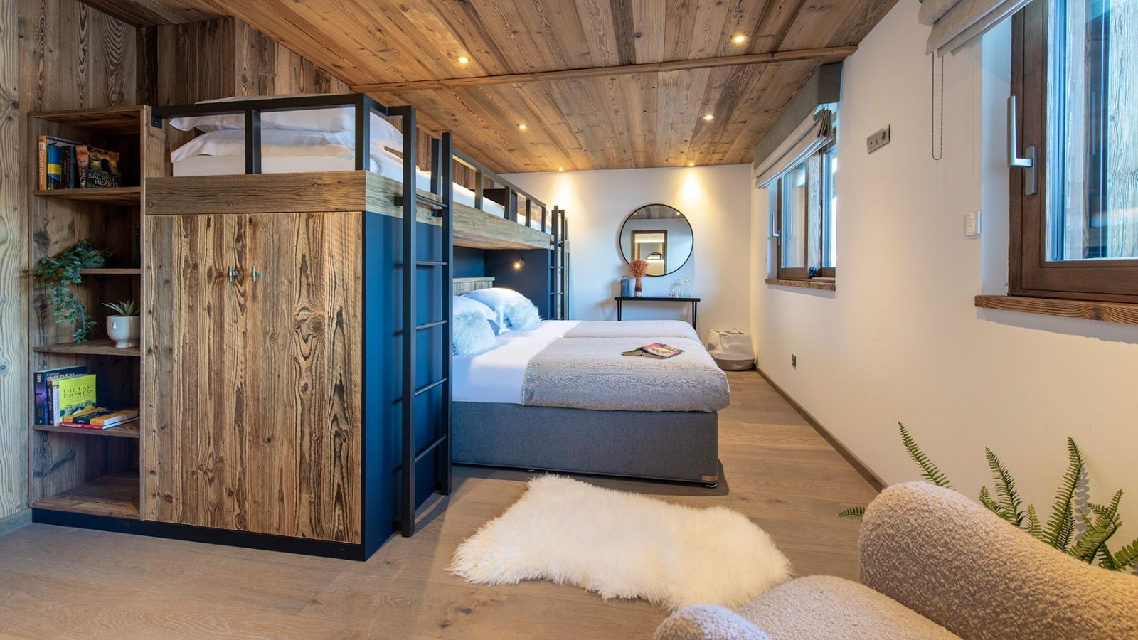 Luxury-ski-chalet-Morzine-goldilocks-oxford-ski-Bunkroom.jpg