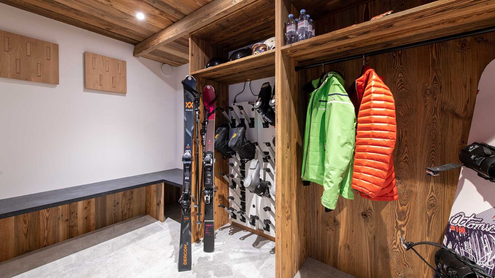 Luxury-Ski-Chalet-Morzine-Three-Bears-Oxford-Ski-Ski-Room.jpg