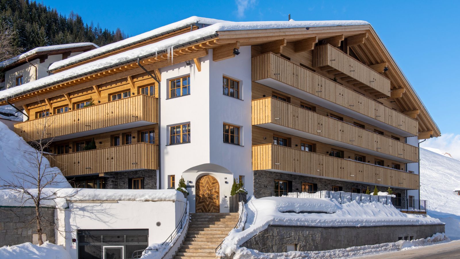 Luxury-Ski-Apartment-Lech-Brunnenhof8-Oxford_ski-Exterior.jpg