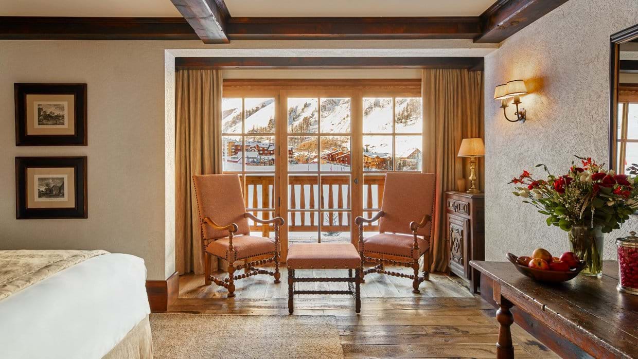 luxury-hotels-france-Val-dIsere-Airelles-Junior-Suite-Prestige.jpg