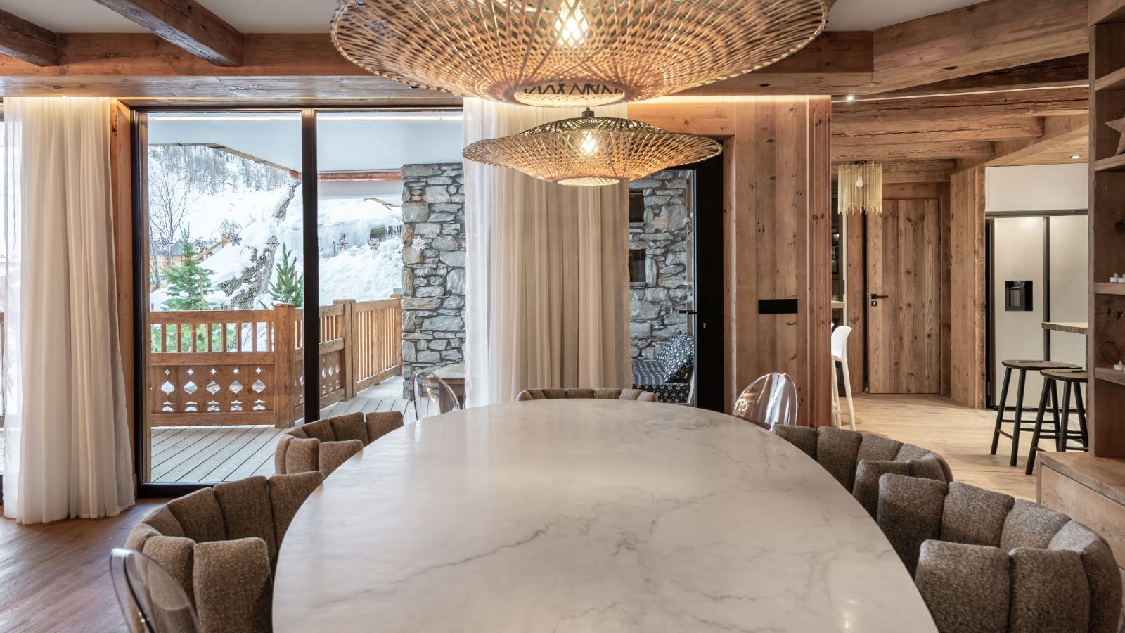 Luxury-Ski-Chalet-Best-View-Val-d'Isere-Oxford-Ski-Dining.jpg