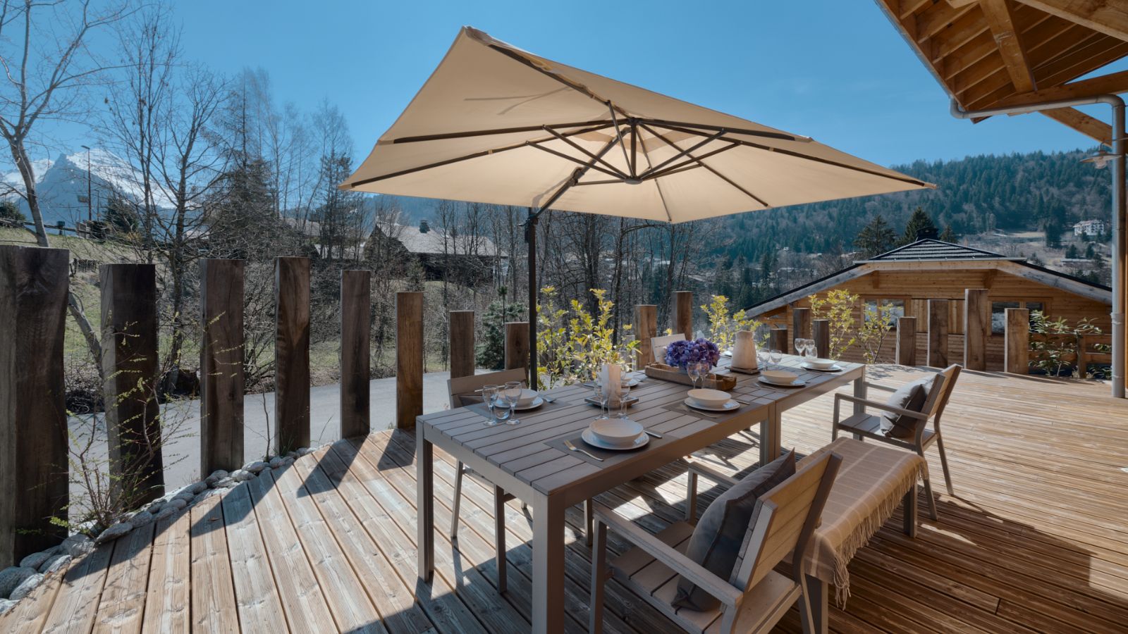 Luxury-Ski-Chalet-Morzine-Chalet-Blanc-Oxford-Ski-Terrace.jpg
