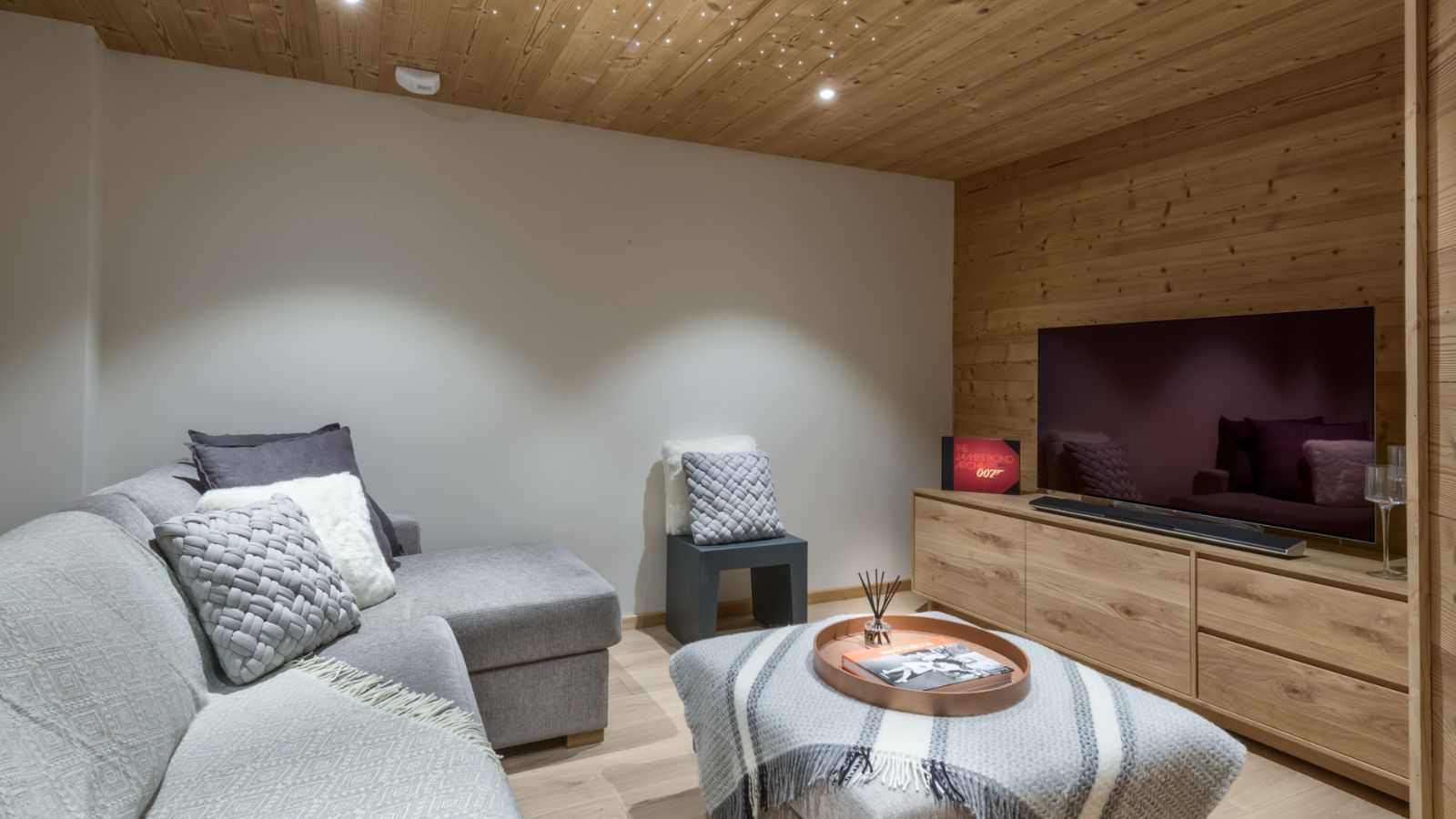 Luxury-Ski-Chalet-Morzine-Chalet-Lorne-Oxford-Ski-Cinema-Room.jpg