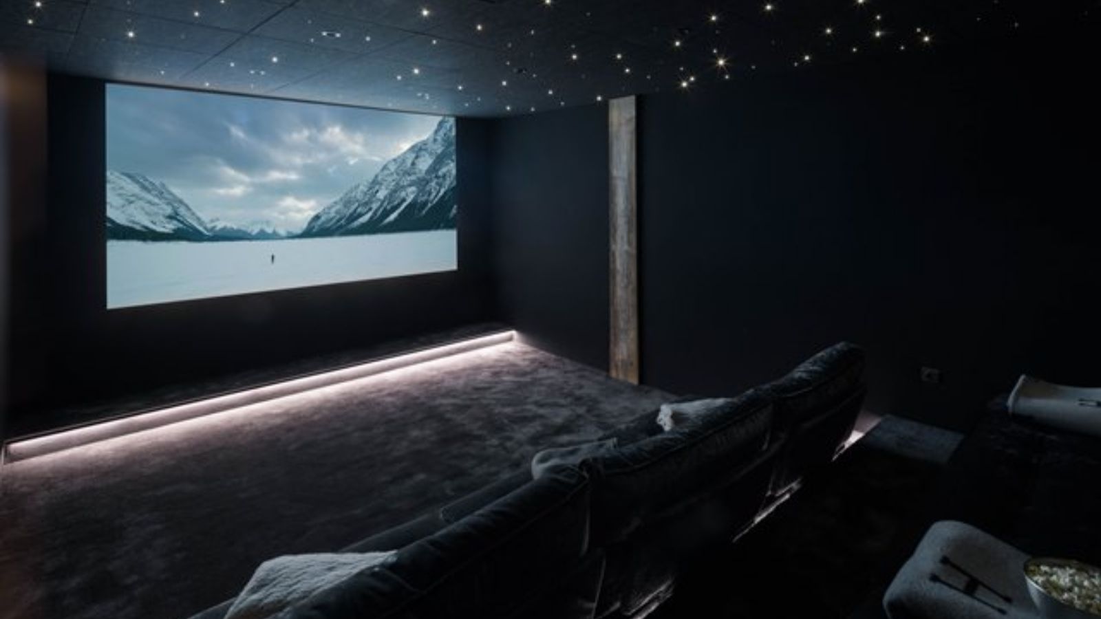 luxury-chalet-megève-oxford-ski-cinema.jpg