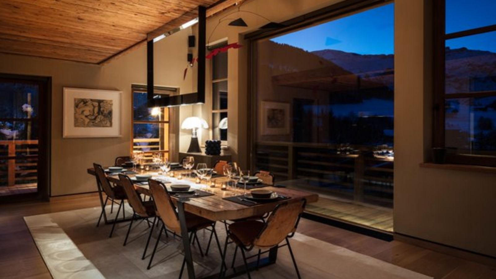 luxury-chalet-megève-oxford-ski-dining-evening.jpg