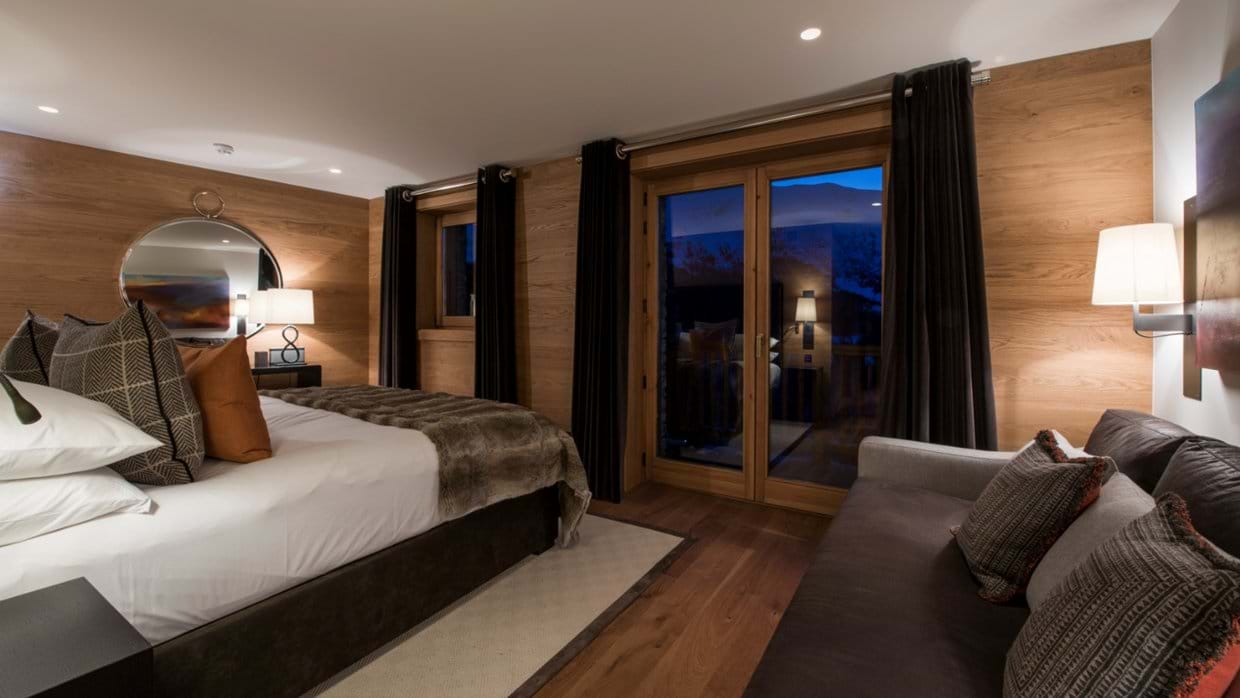 luxury-chalets-meribel-oxford-ski-company-le-grenier (12).jpg