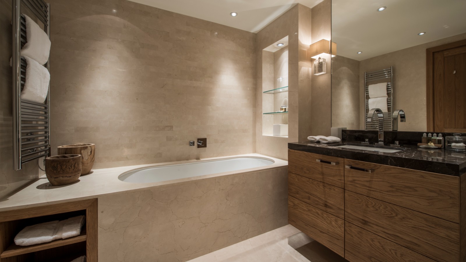 luxury-chalets-meribel-oxford-ski-company-le-grenier (15).jpg