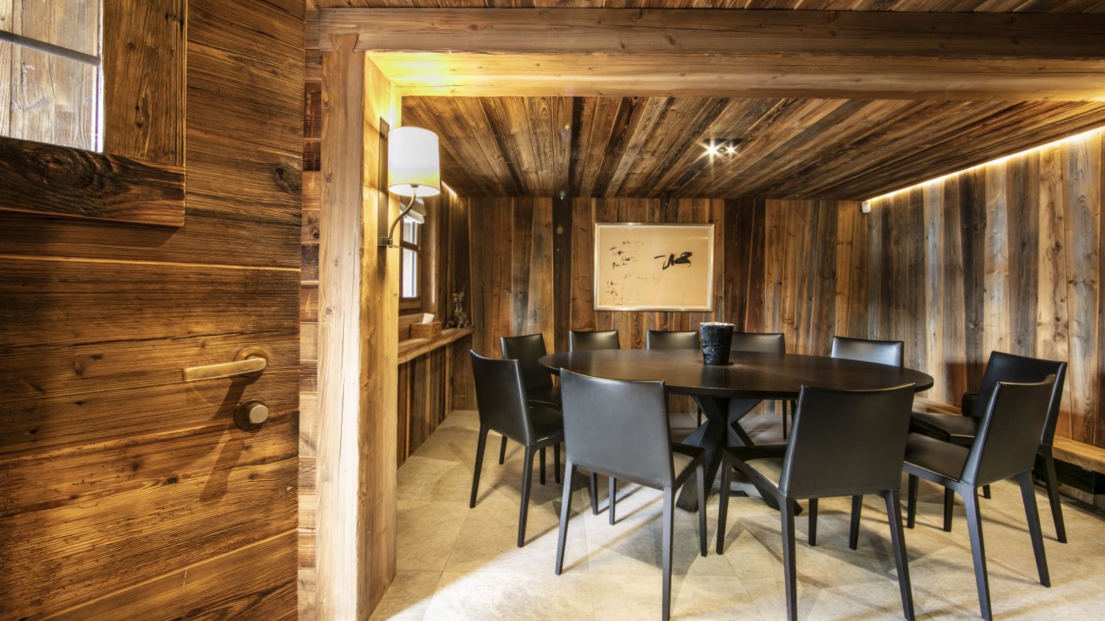 luxury-ski-chalet-megeve-zannier-oxford-ski-dining.JPG