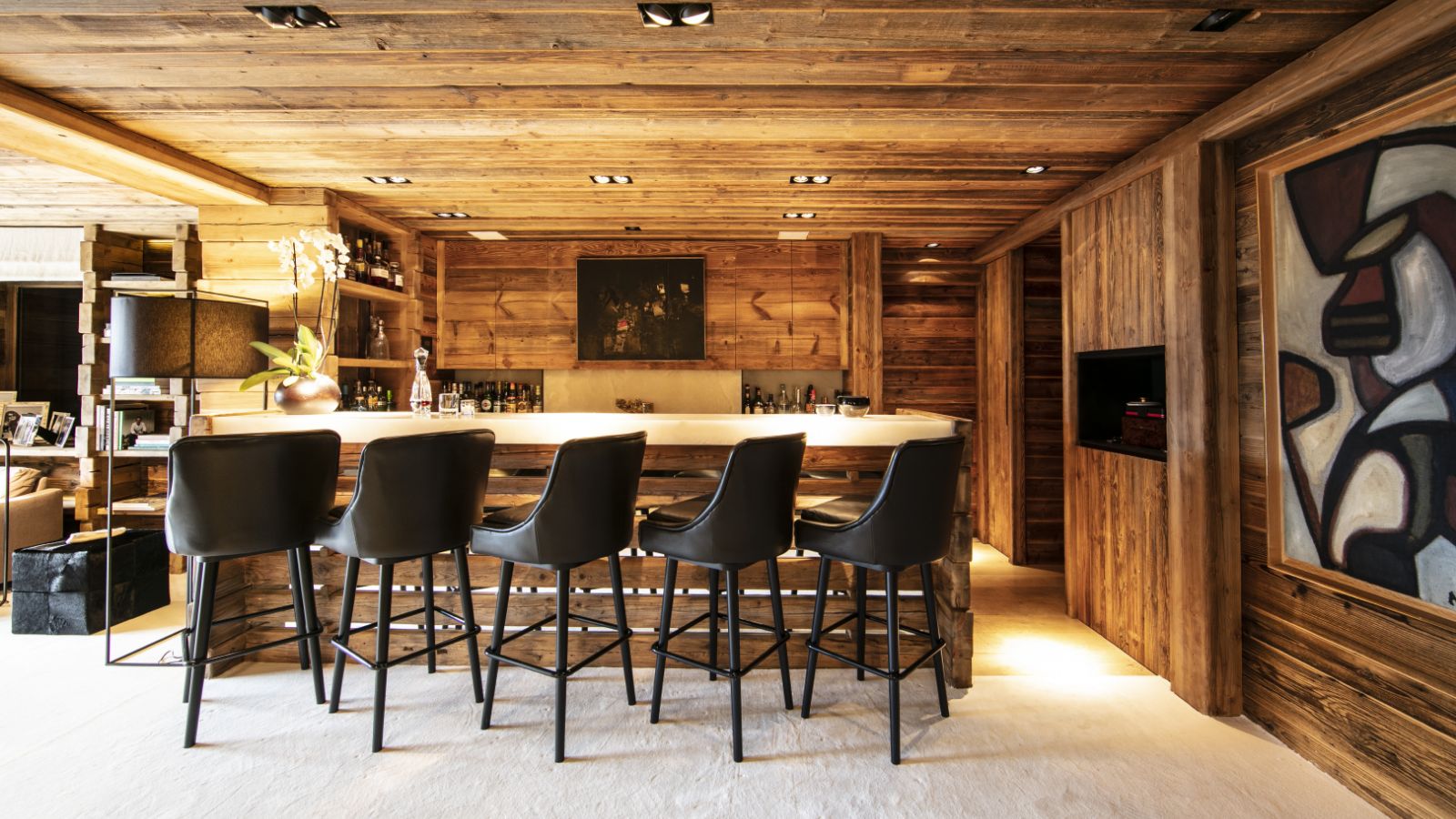 luxury-ski-chalet-megeve-zannier-oxford-ski-bar2.JPG