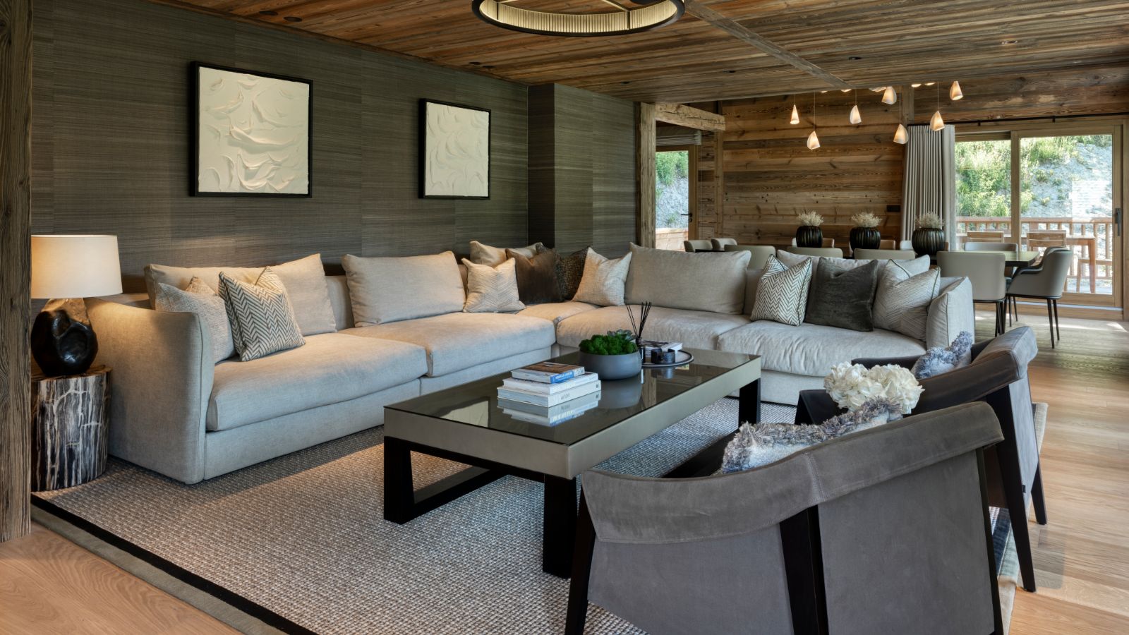luxury-ski-chalet-meribel-infusion-oxford-ski-loung2.jpg