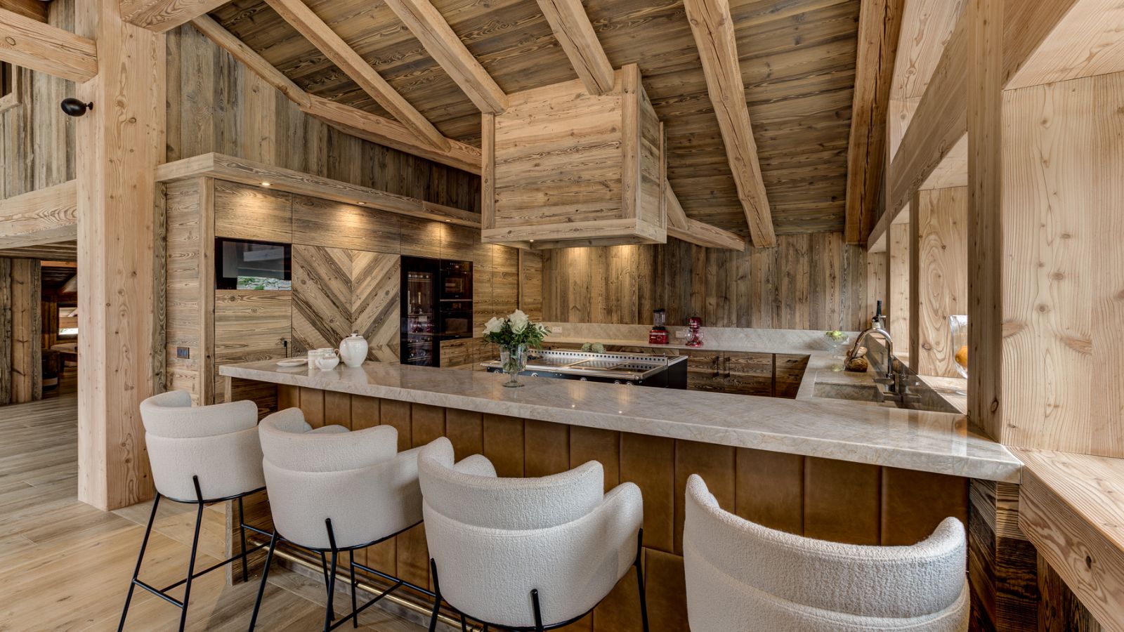 Luxury-ski-chalet-Chamonix-Chalet-Amarok-Kitchen.jpg