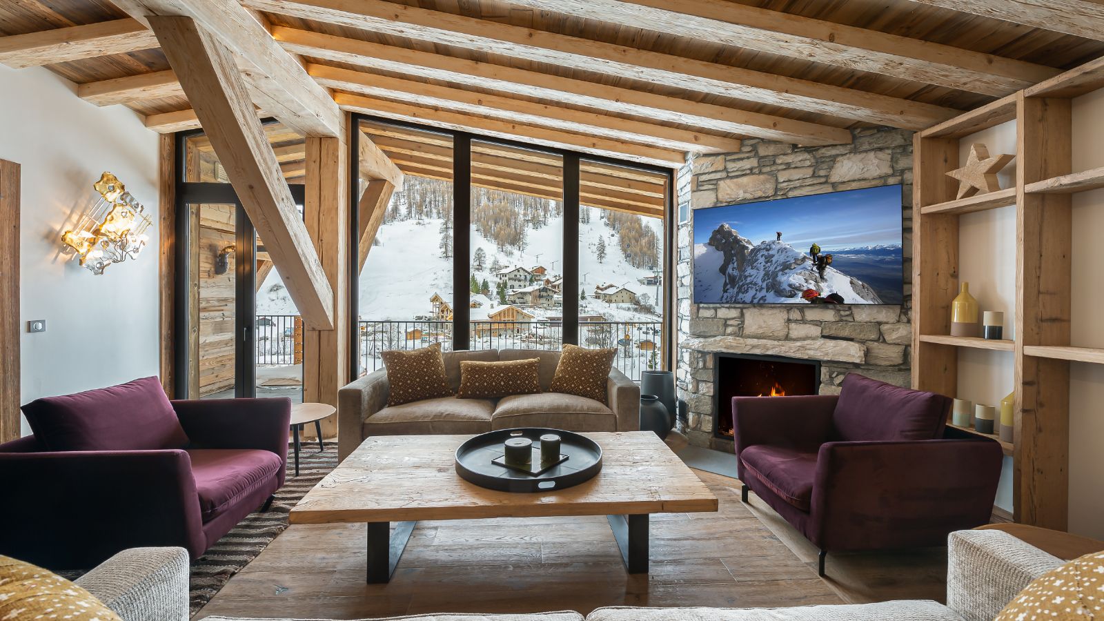 Luxury-Ski-Apartment-Val-dIsere-Penthouse-Fleche-Oxford-Ski-Lounge (1).jpg