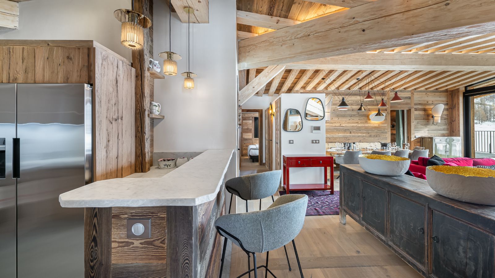 Luxury-Ski-Apartment-Val-dIsere-Penthouse-Chamois-Oxford-Ski-Kitchen.jpg