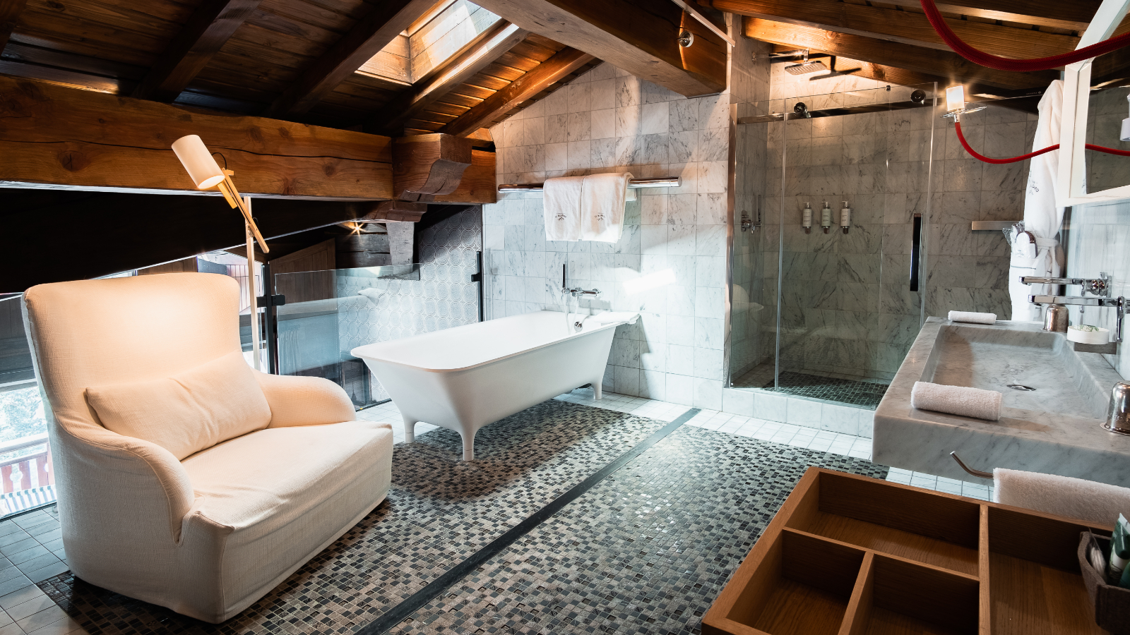 luxury-ski-hotel-blizzard-duplex mountain suite.jpg