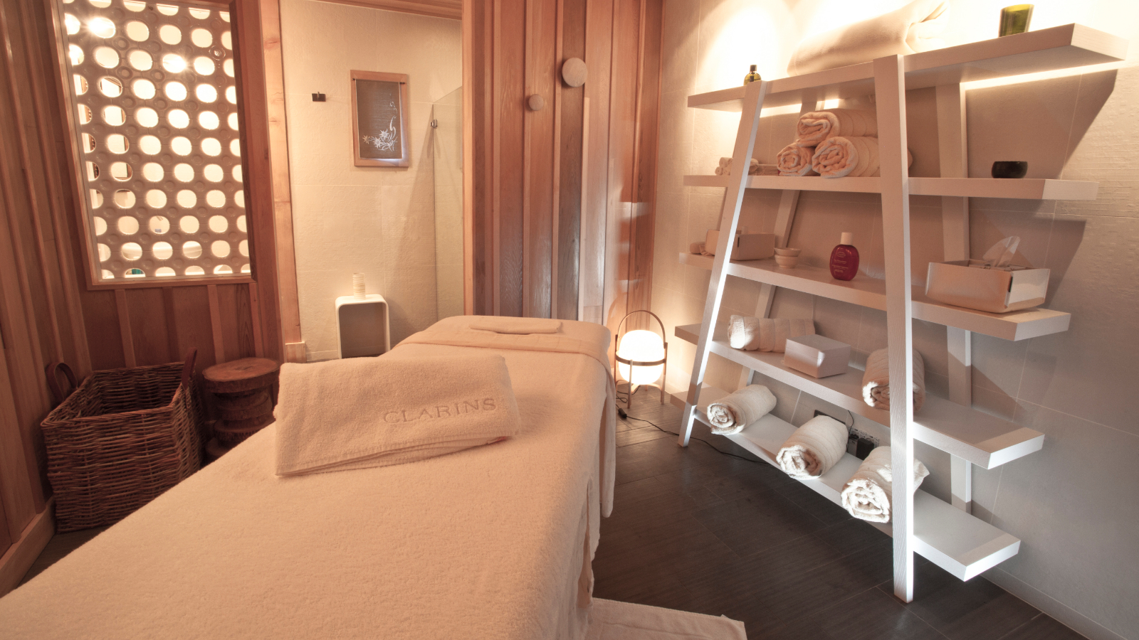 luxury-ski-hotel-blizzard-spa8 (1).jpg