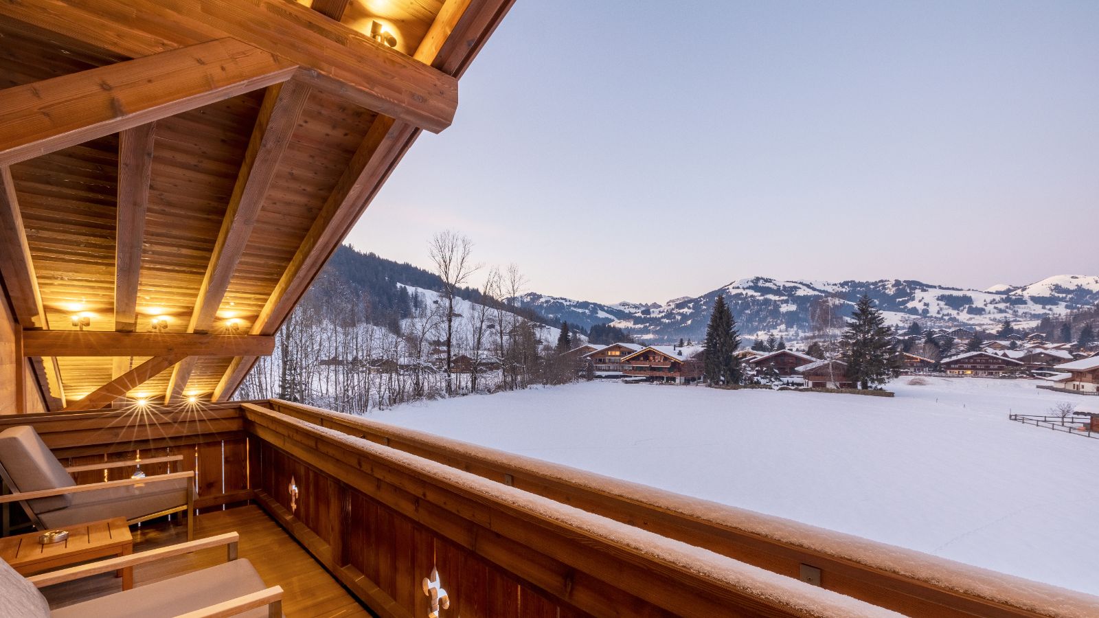Luxury-Ski-Chalet-Gstaad-Ultima-Gstaad-Oxford-Ski-View.jpg