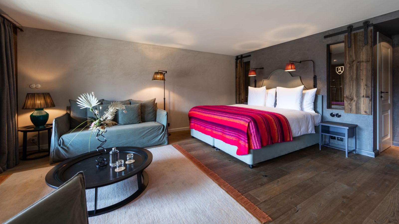 luxury-ski-hotel-verbier-la-cordee-des-alpes-oxford-ski-elegance.jpg