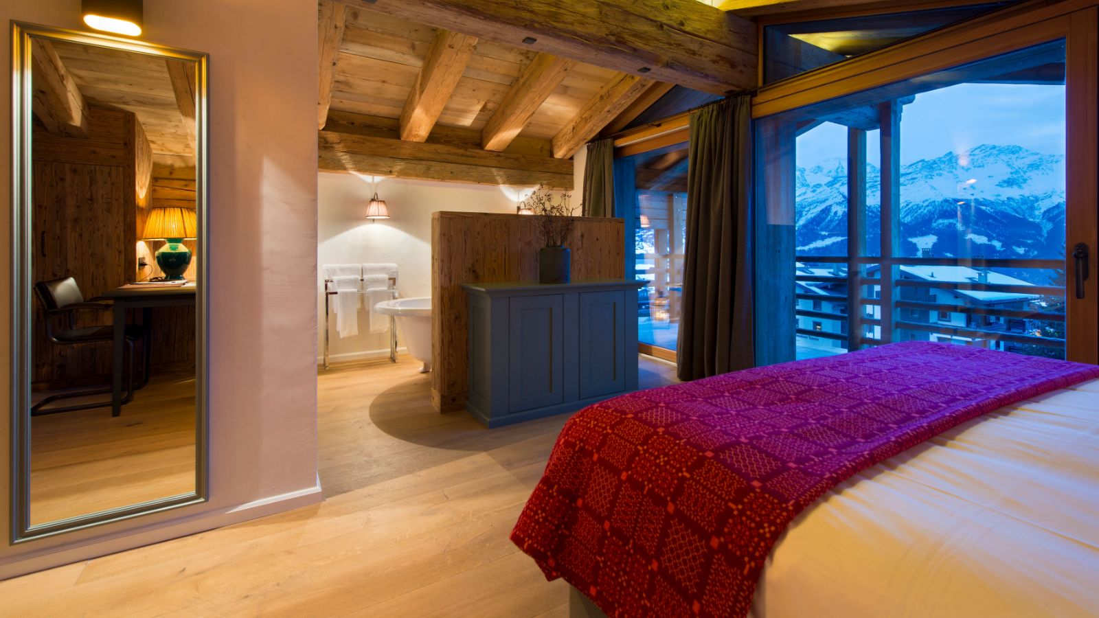 luxury-ski-hotel-verbier-la-cordee-des-alpes-oxford-ski-appartment3.jpg