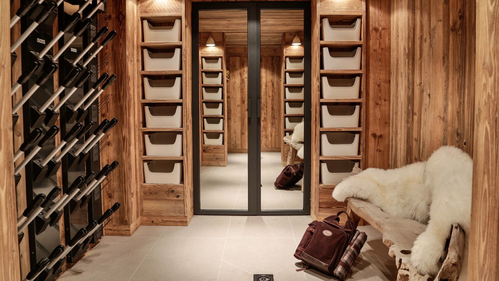 Luxury-ski-chalet-Megeve-Chalet-Les-Fermes-a-la-Leonthine-Oxford-Ski-Cellar.jpg