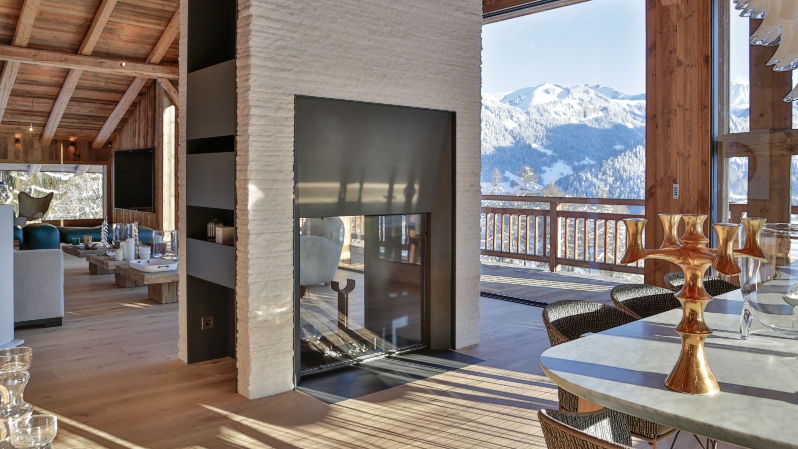 Luxury-ski-chalet-Megeve-Chalet-Les-Fermes-a-la-Leonthine-Oxford-Ski-Fireplace.jpg