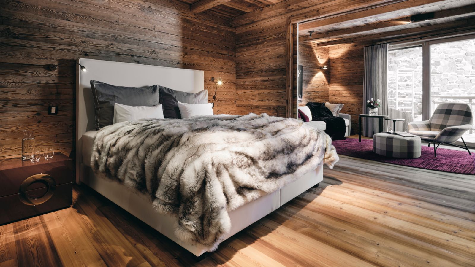 luxury-ski-chalet-kitzbuhel-oxford-ski-hahnenkamm-lodge-bedroom4.jpg