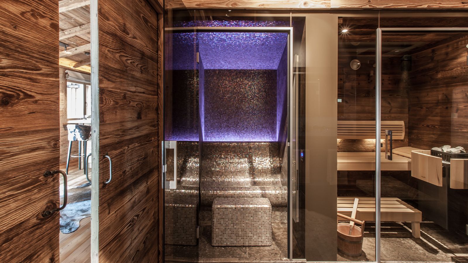 luxury-ski-chalet-kitzbuhel-oxford-ski-hahnenkamm-lodge-steamroom.jpg
