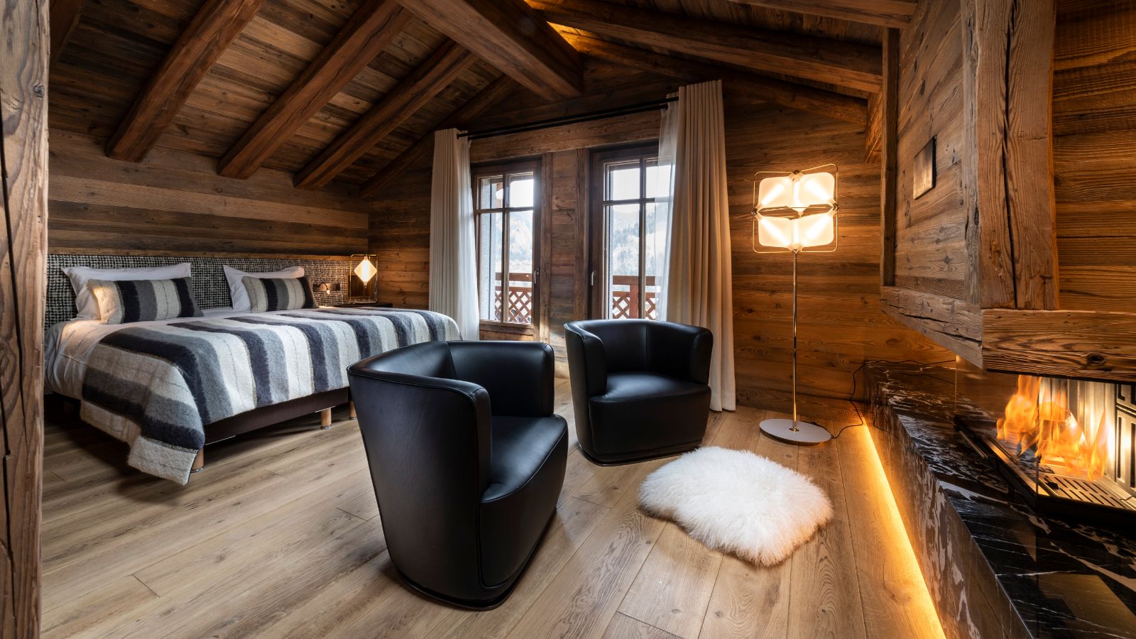 luxury-ski-hotel-saint-gervais-l'armancette-oxford-ski-junior-suite-2.jpg