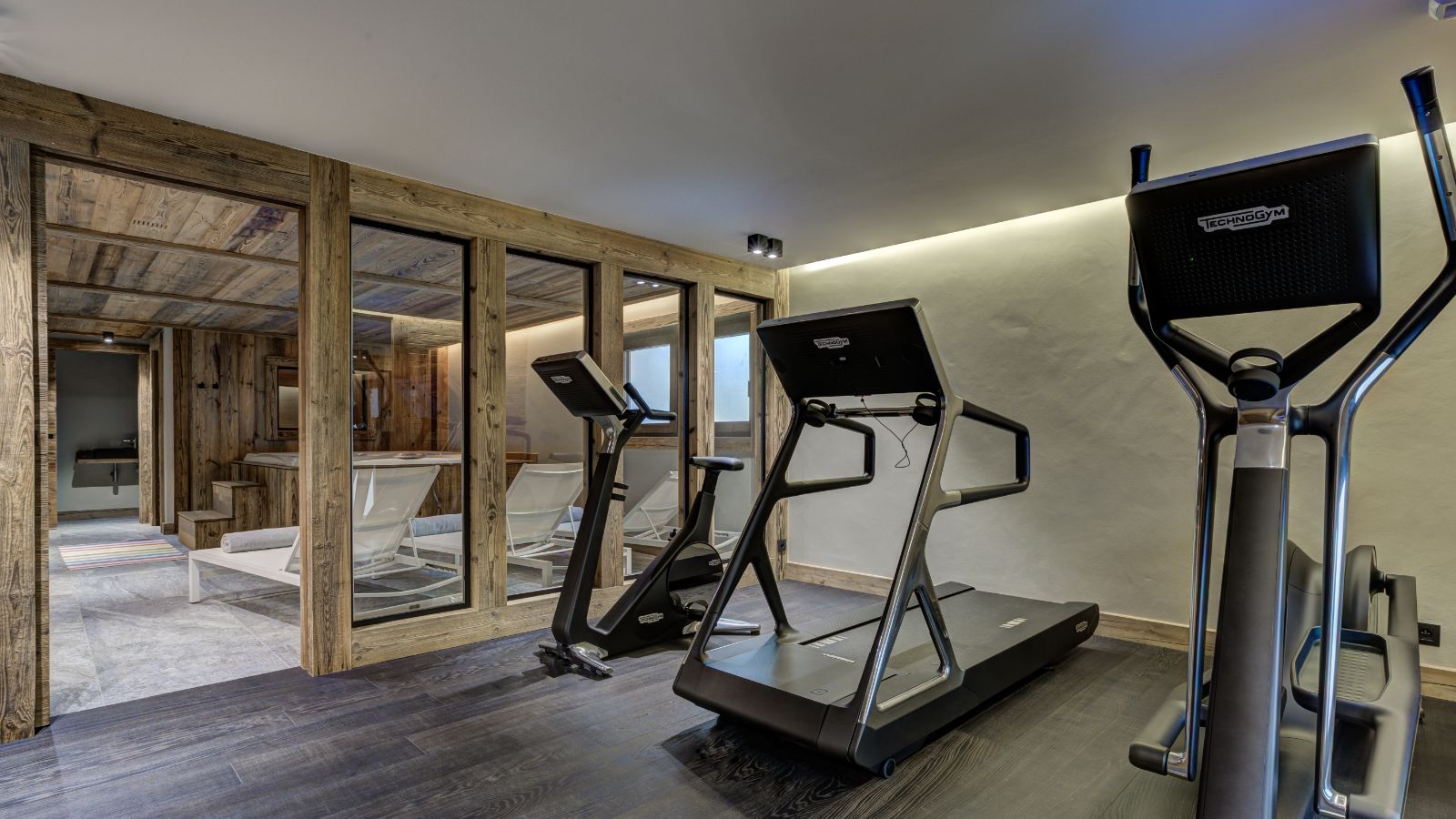 Luxury-ski-chalet-St-Gervais-Amancette-Chalet-Aster-Oxford-Ski-Gym.jpg